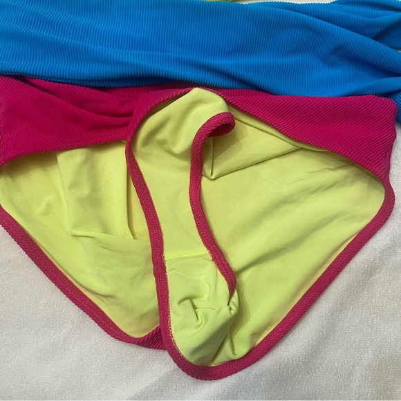 New! Beach Riot Carlie Retro Pink Colorblock One Piece Swimsuit 3827 - Picture 4 of 8